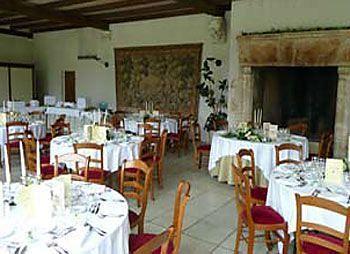 L'abbaye De Villeneuve Les Sorinières